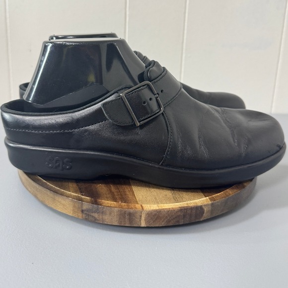 SAS Tripad Comfort Black Leather Clogs Buckle Strap Mule Shoes Women's Size 8.5M - Picture 1 of 10